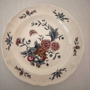 Wedgewood Williamsburg Collection “Potpourri” Pattern. Bread & Butter Plate